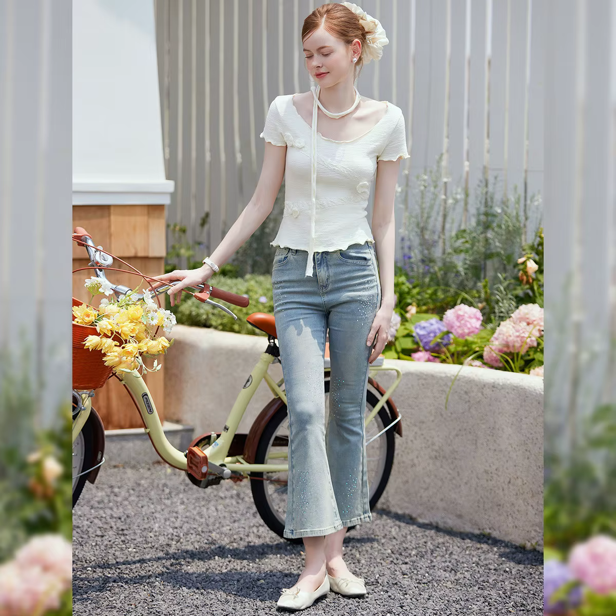 LOUIS YAO T-shirt femme 2025 mode d'été 3D fleur décoration dentelle épissage manches courtes Micro élastique coupe ajustée T-shir