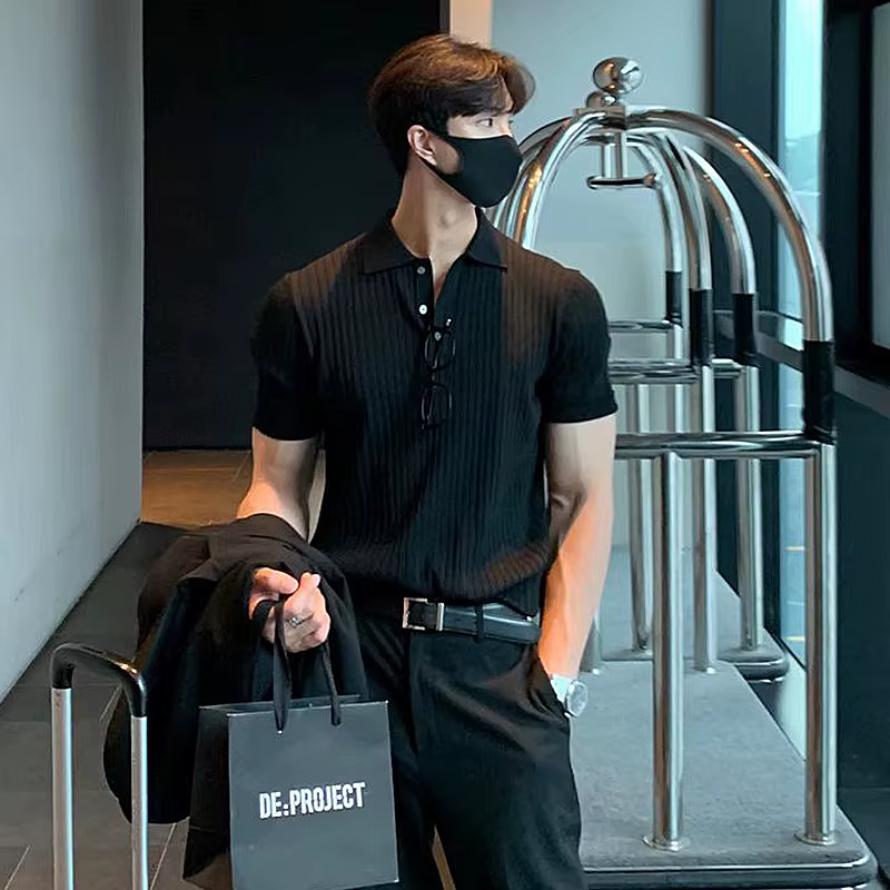 Vêtements d'été pour hommes rétro tricot revers rayé Polo couleur unie à manches courtes mode léger luxe populaire tricots M-3XL
