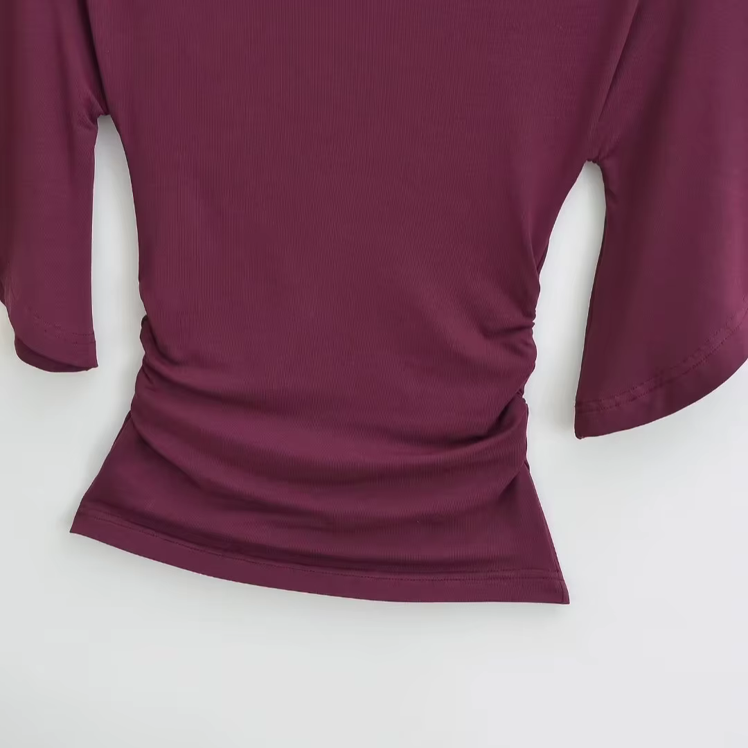 T-shirt asymétrique à une épaule coupe ajustée