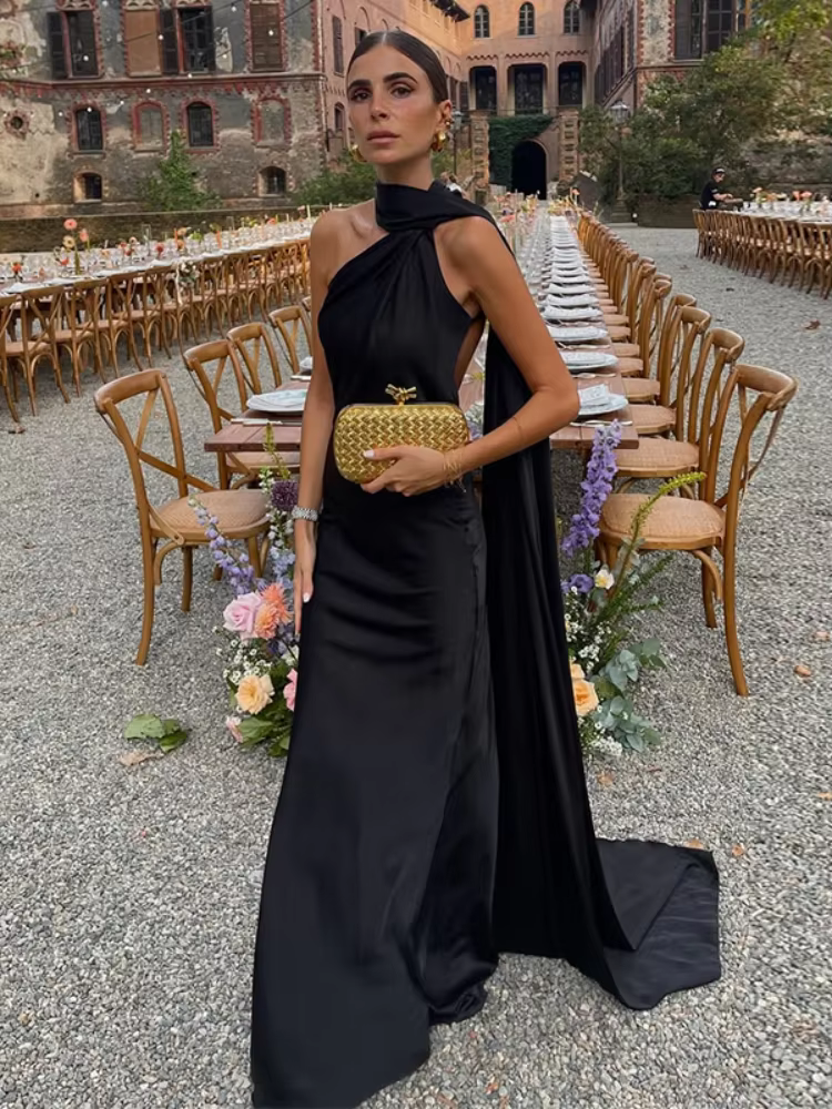 Robe longue à col licou pour femmes
