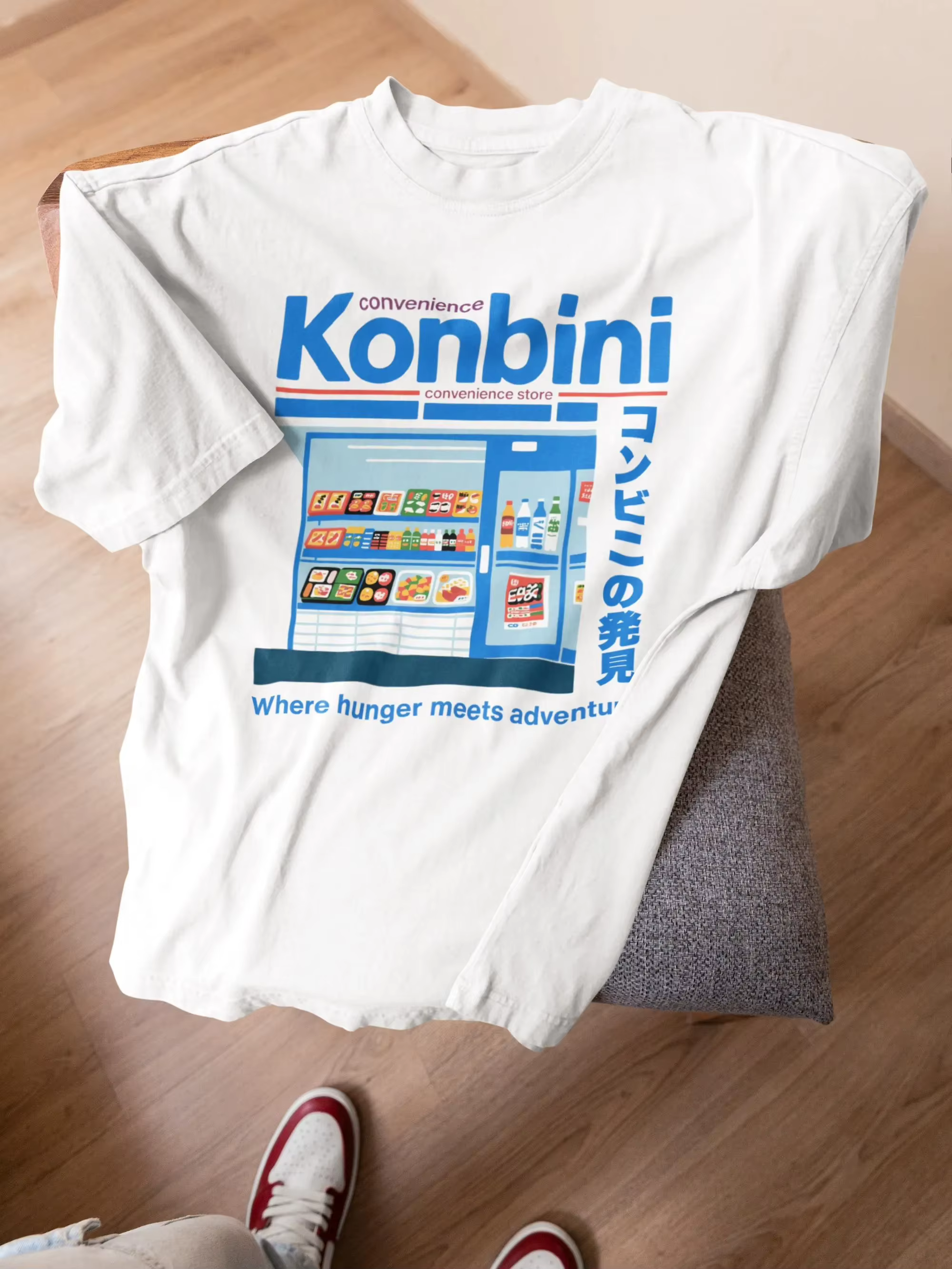 T-shirt du magasin de commodité japonais
