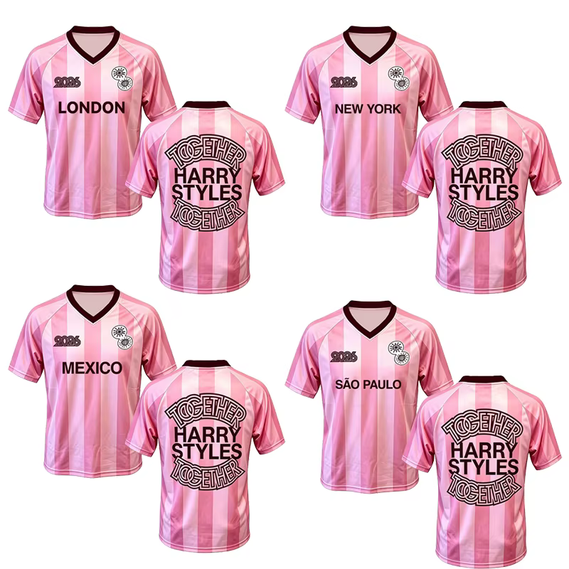 Nouveau Maillot de Foot Rose Harry Styles Together Tour 2026 – Arrivages Chemises Homme Femme Été Col V Respirant en Maille Unisexe TOP