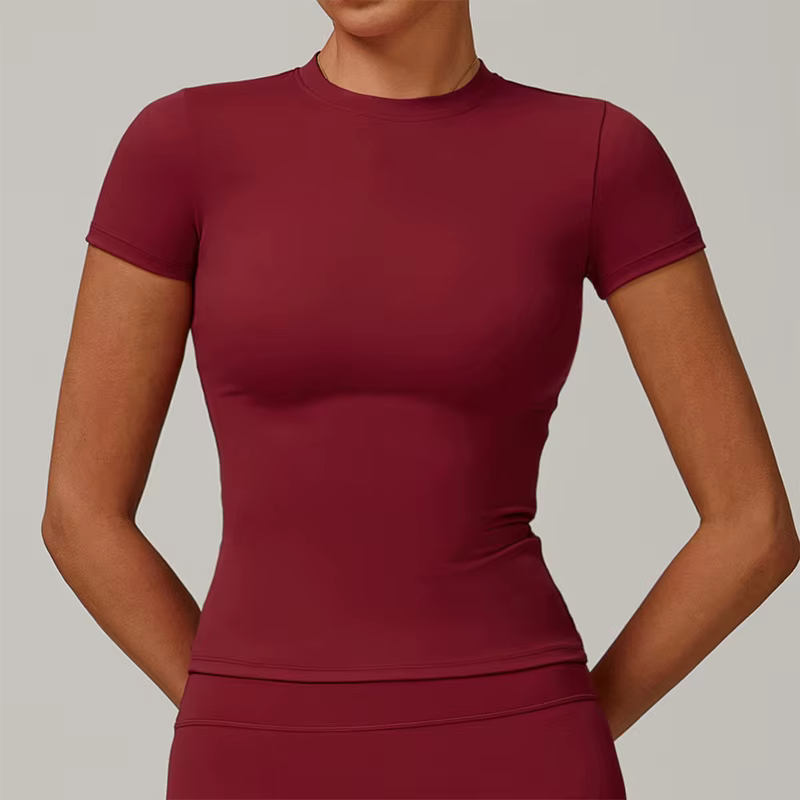 T-shirt de sport à manches courtes pour femmes
