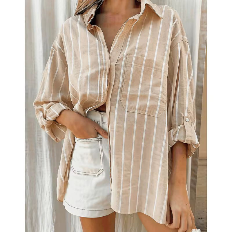 Chemise rayée à col polo ample pour femme