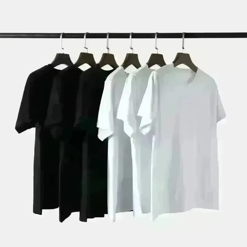 T-shirt noir pour hommes avec des thèmes d'arts martiaux et de sanglants récents du film de 1988 de Jean Claude Van