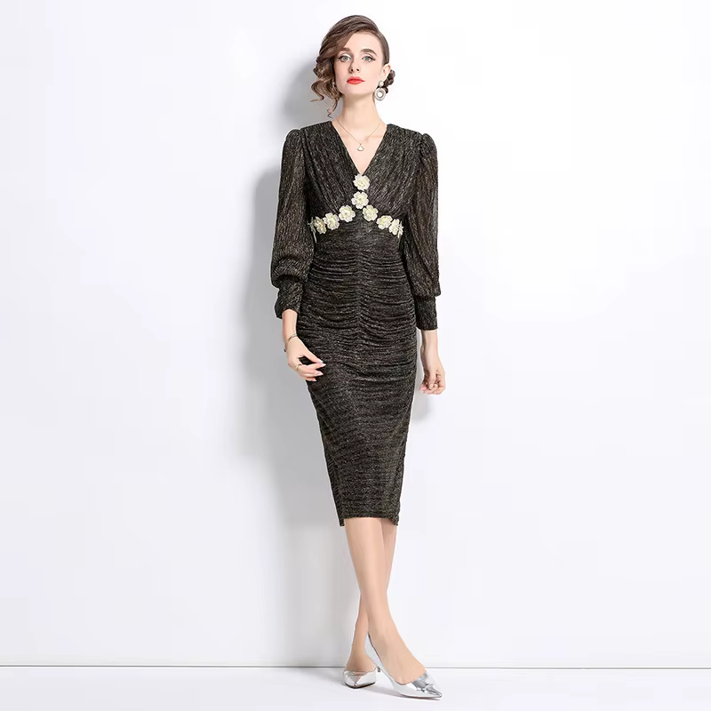 Élégant lanterne manches noir brillant soie plis robes moulantes femmes Sexy col en V Floral perles soirée gaine