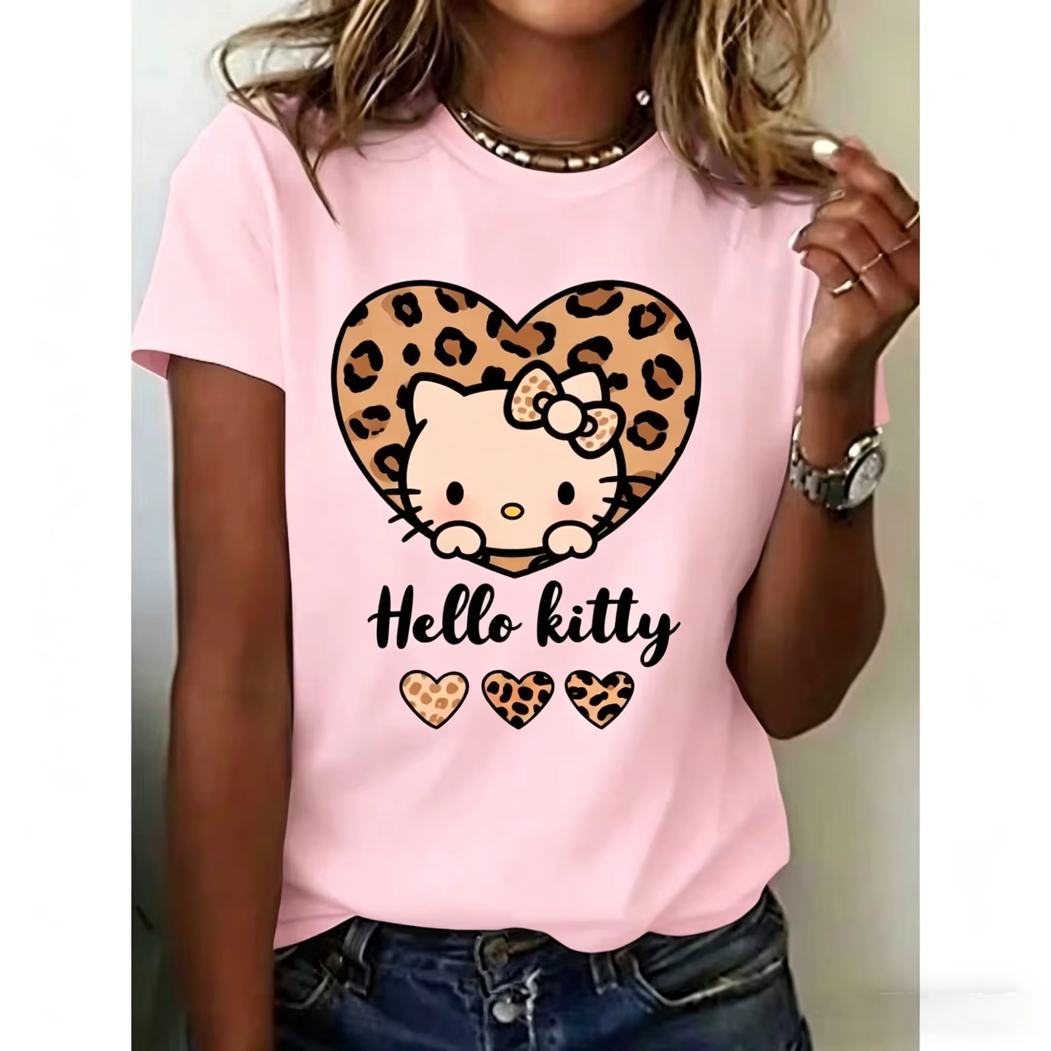 Nouveau T-shirt d'été Kawaii Hello Kitty à imprimé léopard et cœur