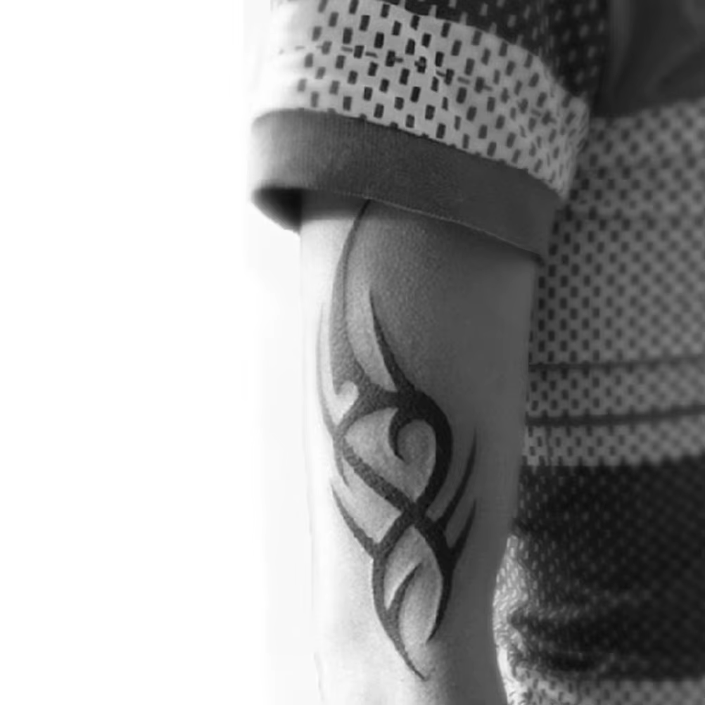 Autocollants de tatouage 3D demi-manche pour hommes, mode élégante, art corporel cool, bras temporaire, totem, 1 pièce