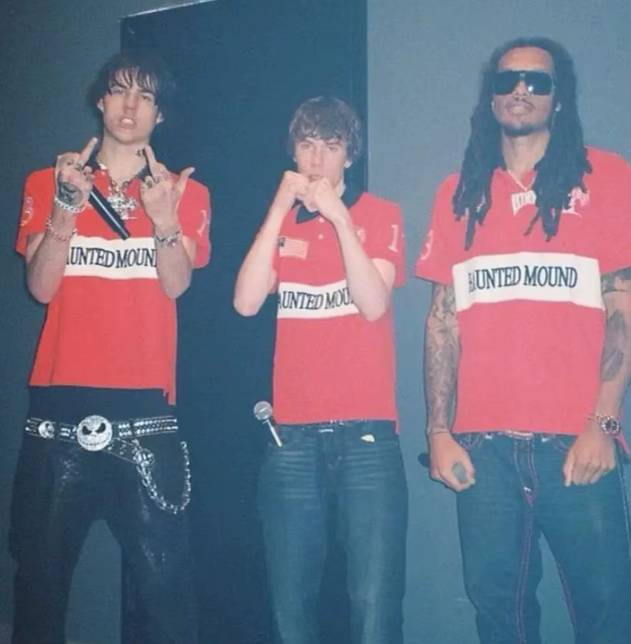 Polo rouge brodé Mound hanté Y2K t-shirt HipHop rétro tête de citrouille lettre brodée surdimensionné haut à manches courtes