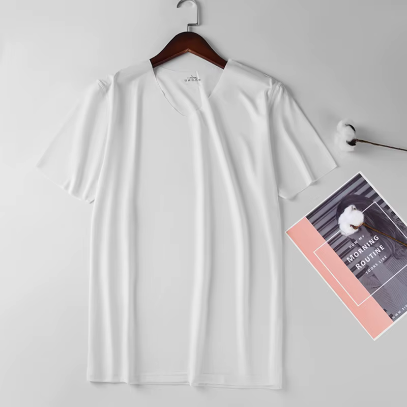 T-shirt Homme Col V en Soie Glacée