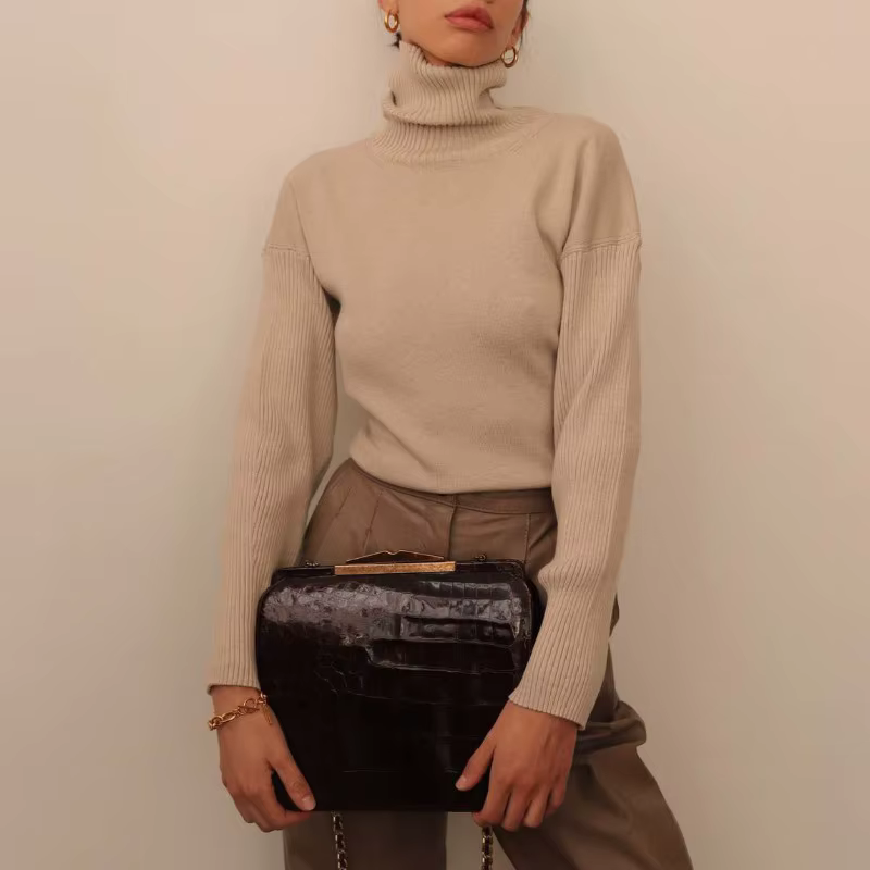 Pull tricoté à col roulé pour femmes