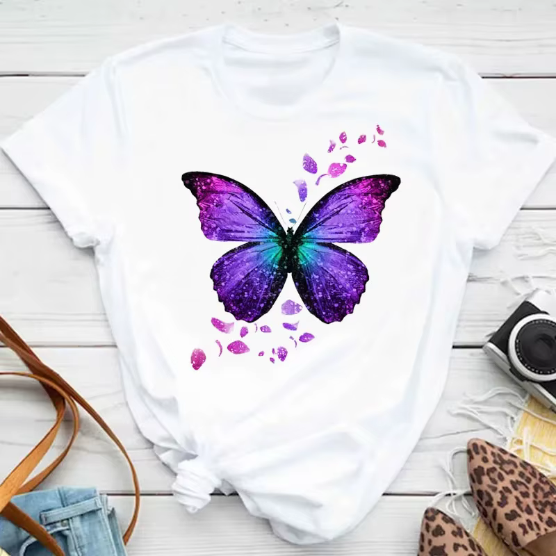 T-Shirt imprimé de pétales de papillon colorés pour femmes