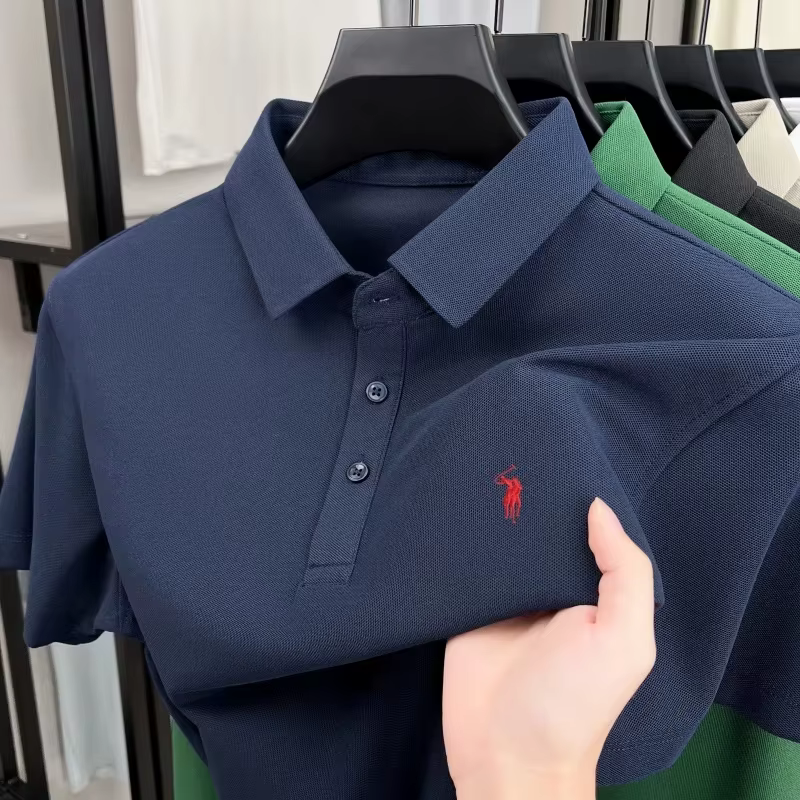 Polo homme de luxe brodé avec un motif de poney