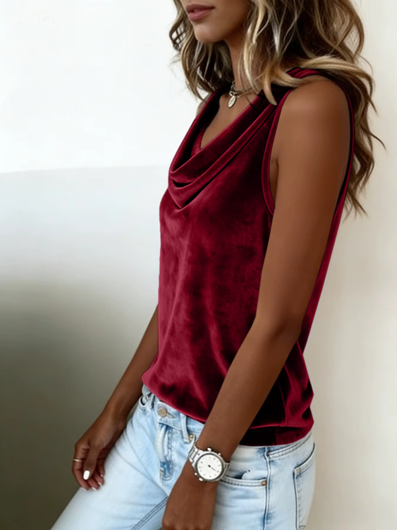 Nouveau Gilet en Velours Sans Manches Col V Tendance pour Femme – Haut Décontracté Couleur Unie Confortable Style Transoceanique pour l'Été