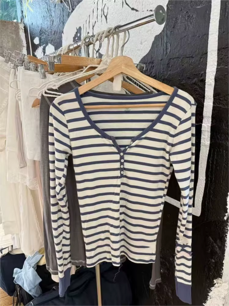 Mode bleu blanc rayé T-shirts femmes boutons col rond coton mince Patchwork à manches longues