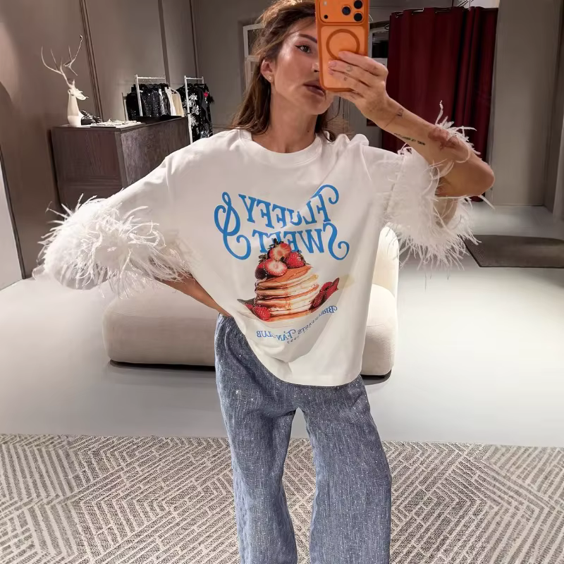 T-shirt imprimé patchwork plumes tendance pour femme