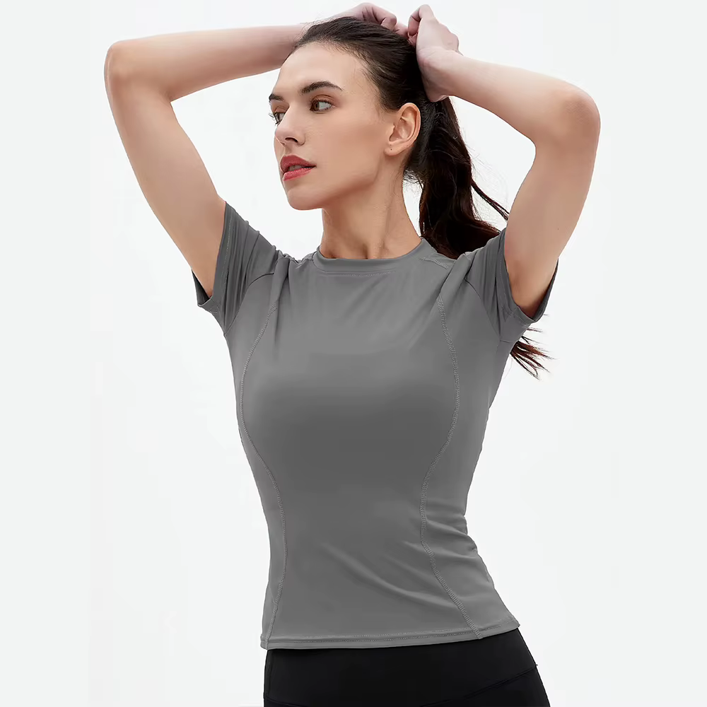 Haut de sport moulant et ajusté pour femme