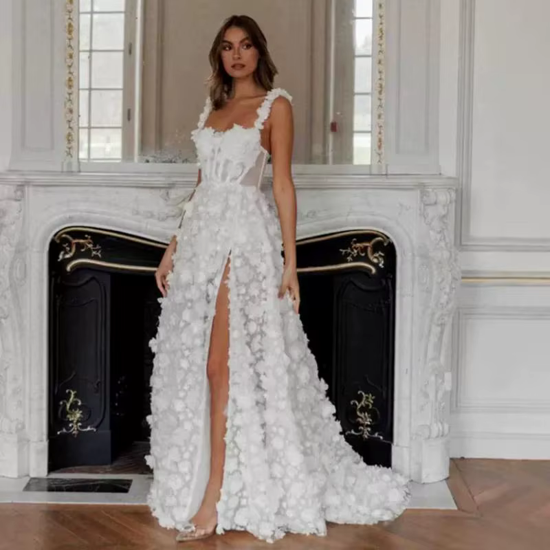Robe de mariée légère à bretelles, haut de gamme, élégante, traînante, fleur tridimensionnelle, fente haute, personnalisée
