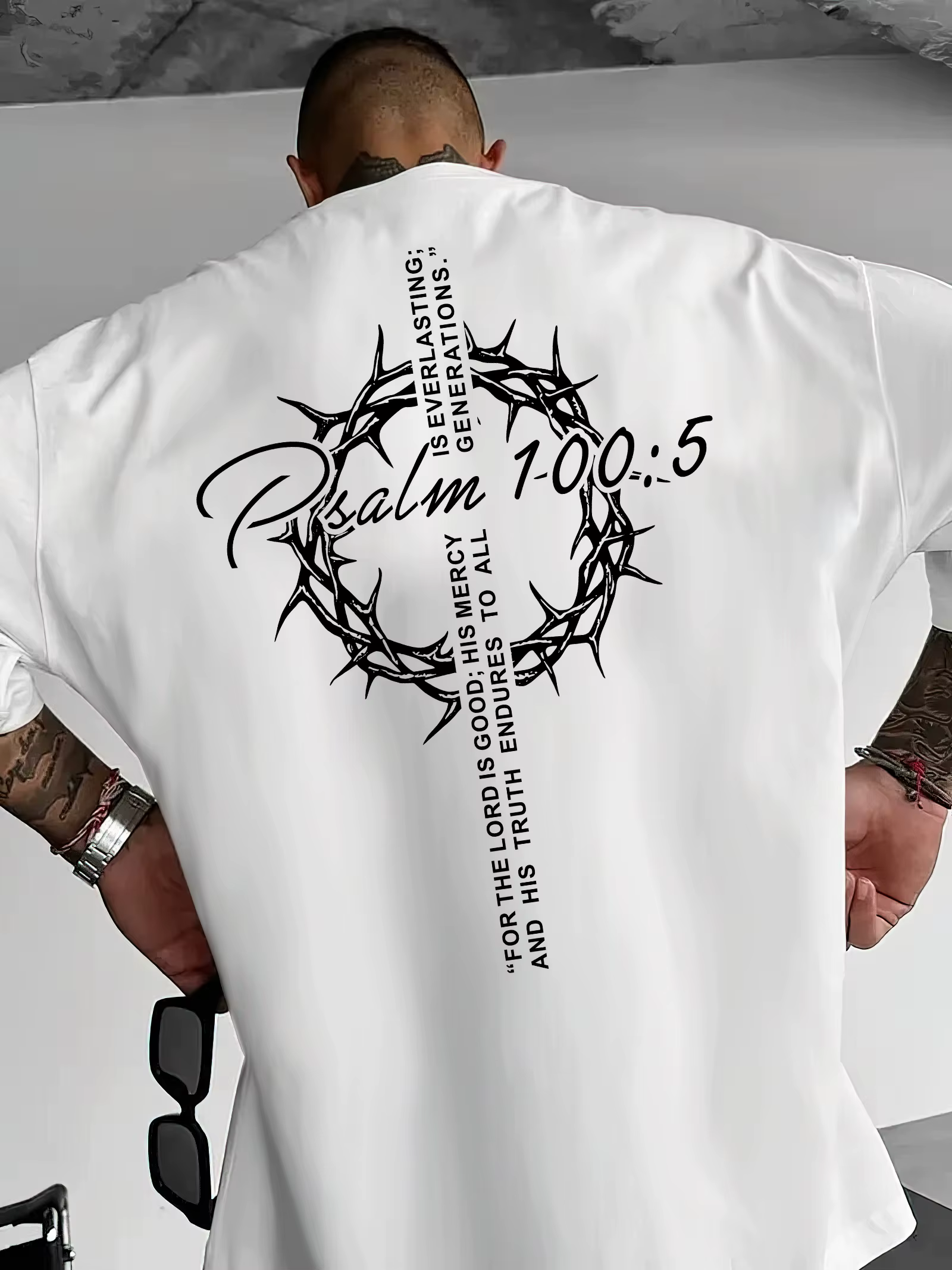 T-shirt oversize croix gothique pour homme