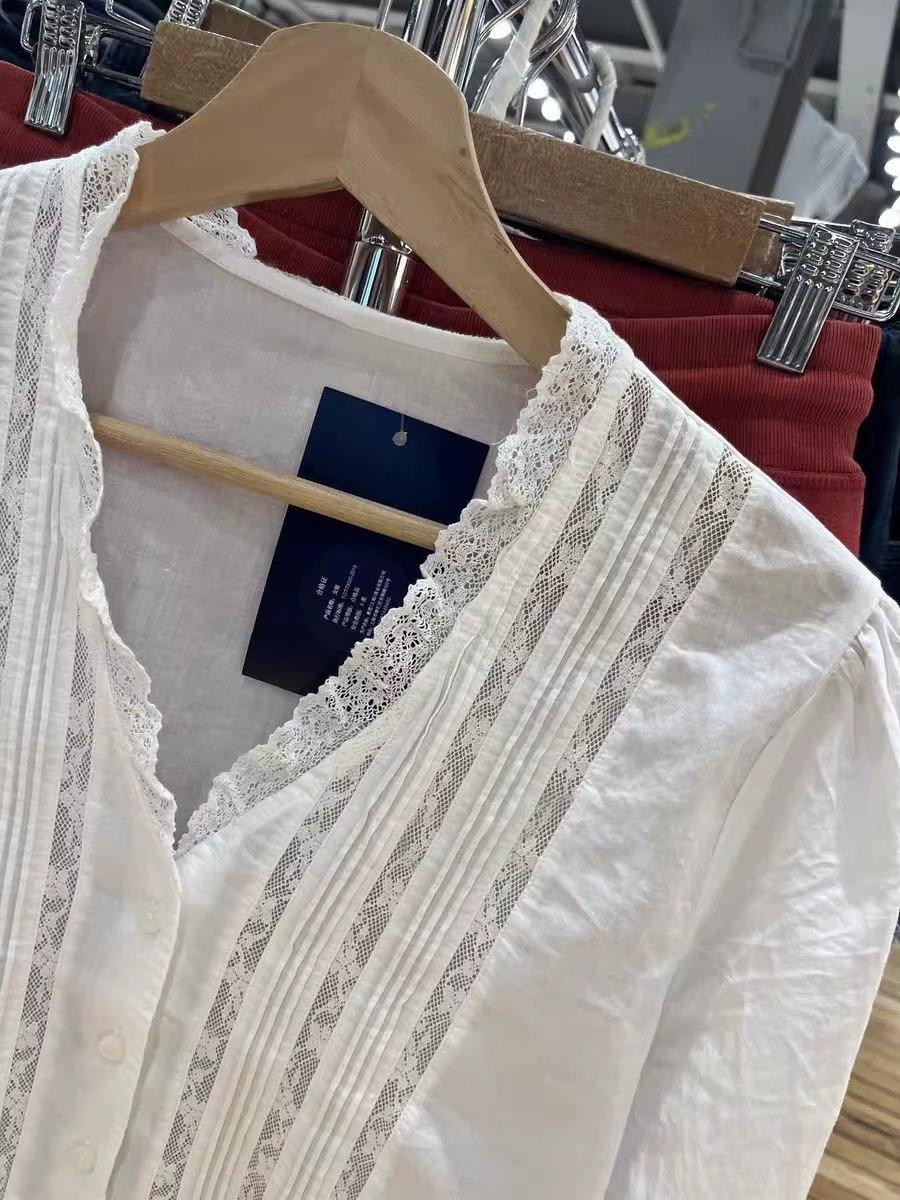 T-Shirt à volants en dentelle blanche pour femmes