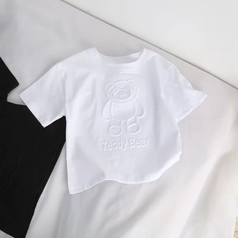 T-shirt imprimé ours mignon pour enfants, nouveaux vêtements d'été pour garçons et filles, hauts de couleur unie, décontracté et ample, pull à col ras du cou