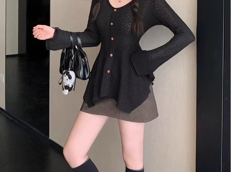Pull tricoté à manches longues et col en v pour femme
