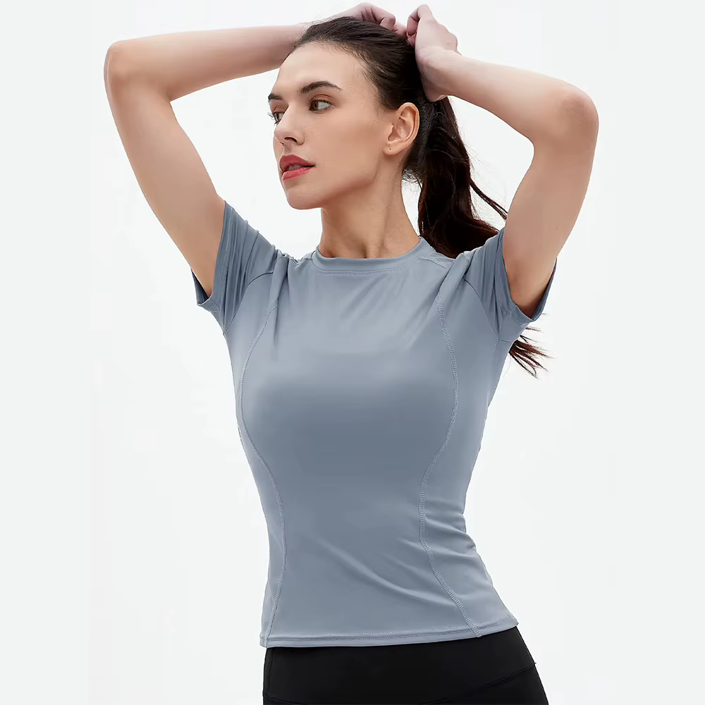 Haut de sport moulant et ajusté pour femme