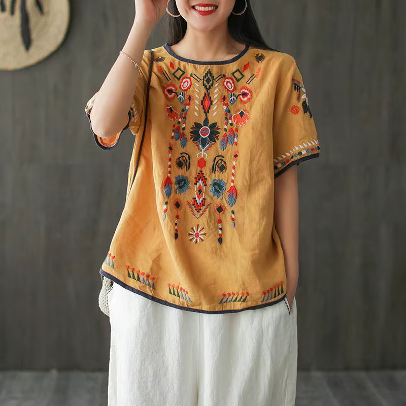 T-shirt femme été 2025 tenue haut à manches courtes