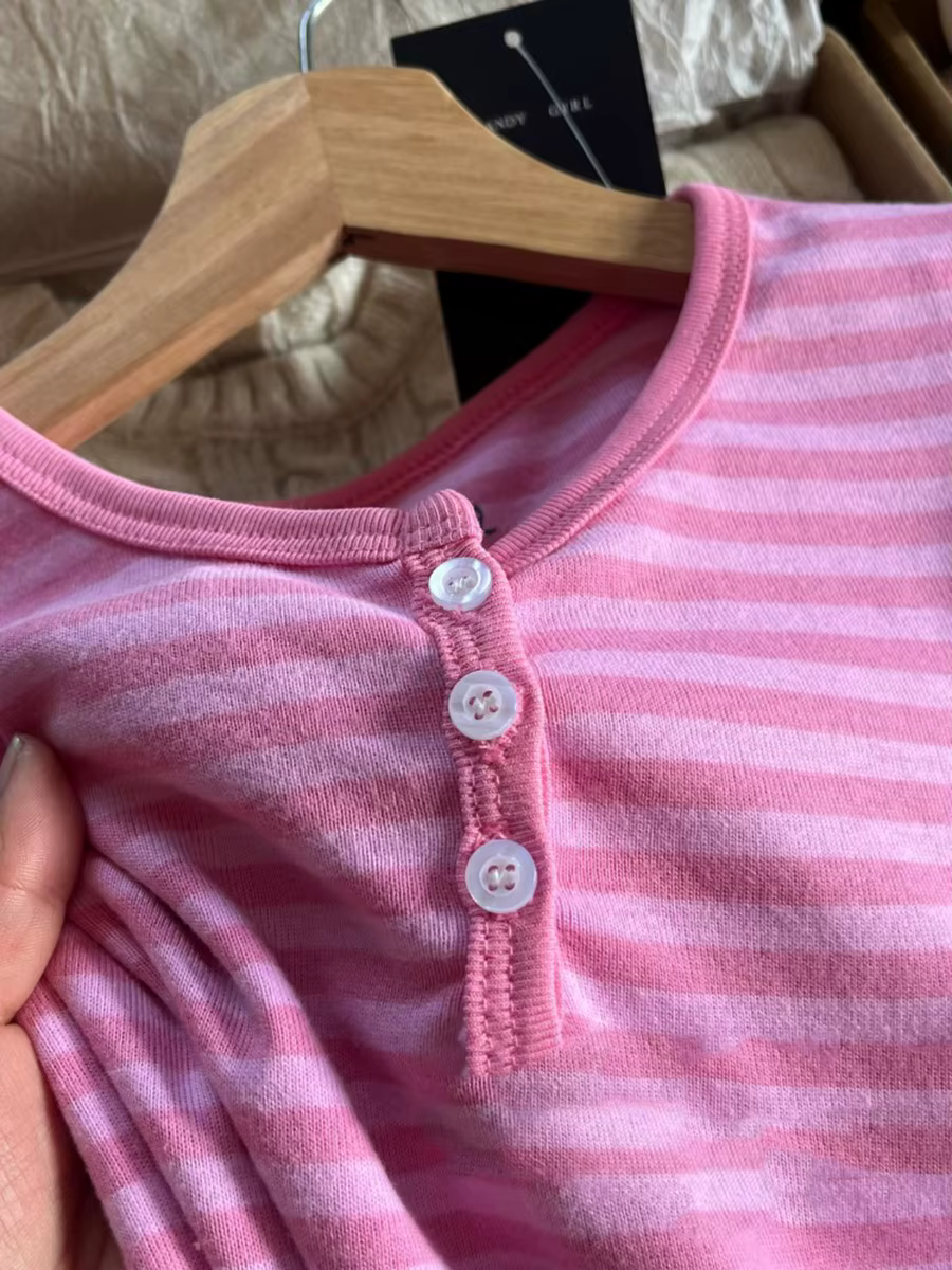 T-shirts à manches courtes col rond pour femmes