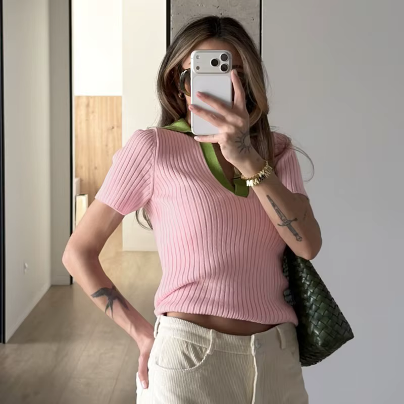T-shirt tricoté élégant pour femmes