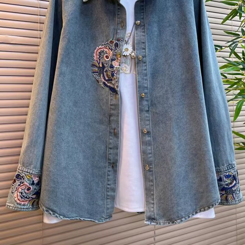 Chemise en jean femme 2025 nouveau printemps été broderie ample à manches longues dames hauts Style rétro mode coréenne