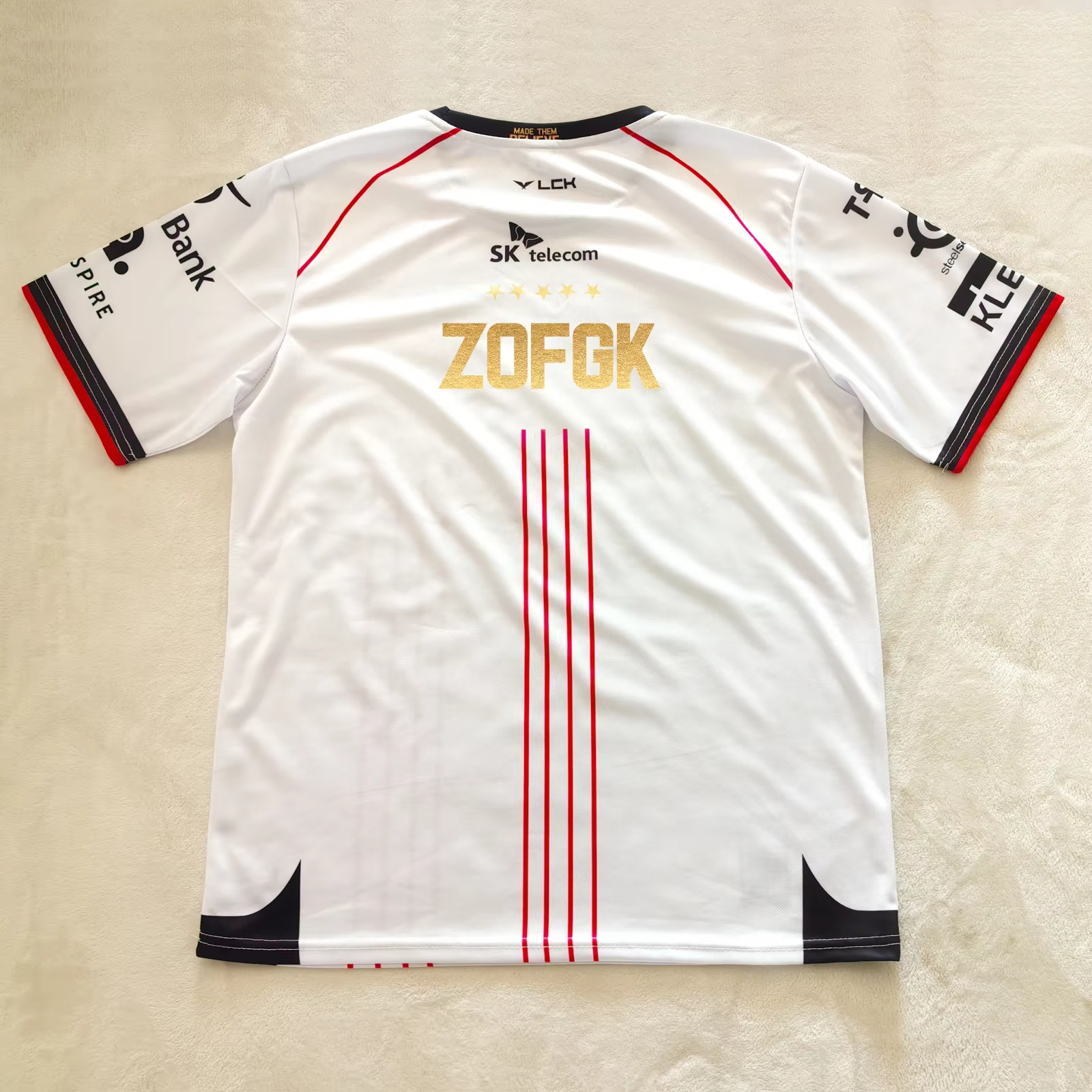 Maillot de l'équipe commémorative cinq étoiles du Championnat T1 2026