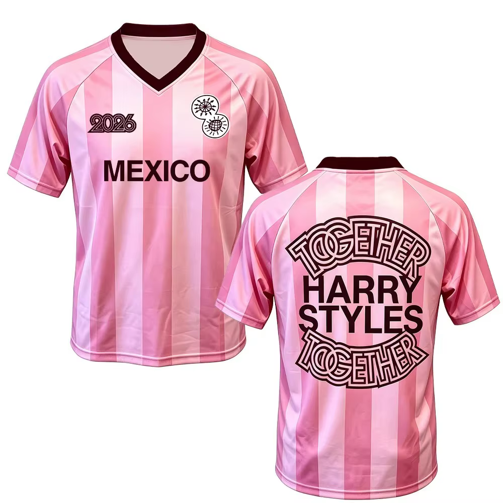 Nouveau Maillot de Foot Rose Harry Styles Together Tour 2026 – Arrivages Chemises Homme Femme Été Col V Respirant en Maille Unisexe TOP