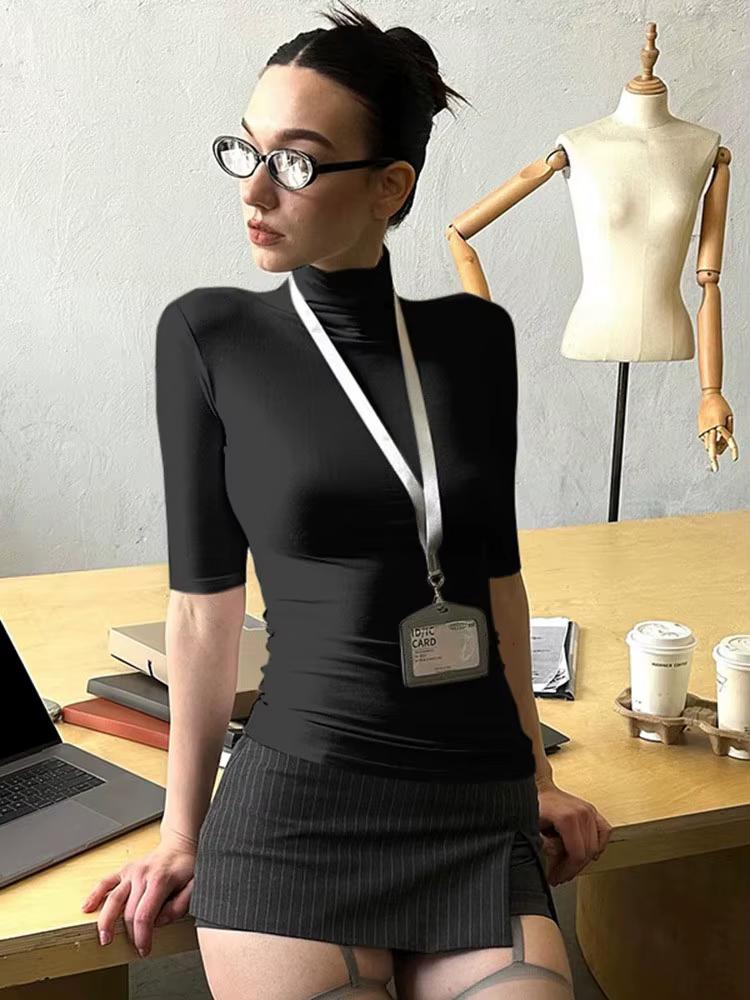 T-shirt basique à col roulé pour femme