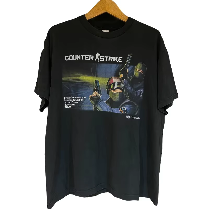 T-shirt décontracté à coupe régulière neutre Counter Strike pour hommes. Le cadeau idéal pour les fans