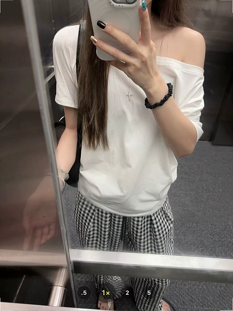 T-shirts femmes solide Simple été décontracté Cleanfit à manches courtes tout-match jeunes filles Streetwear Y2k haut vêtements esthétiques Ins