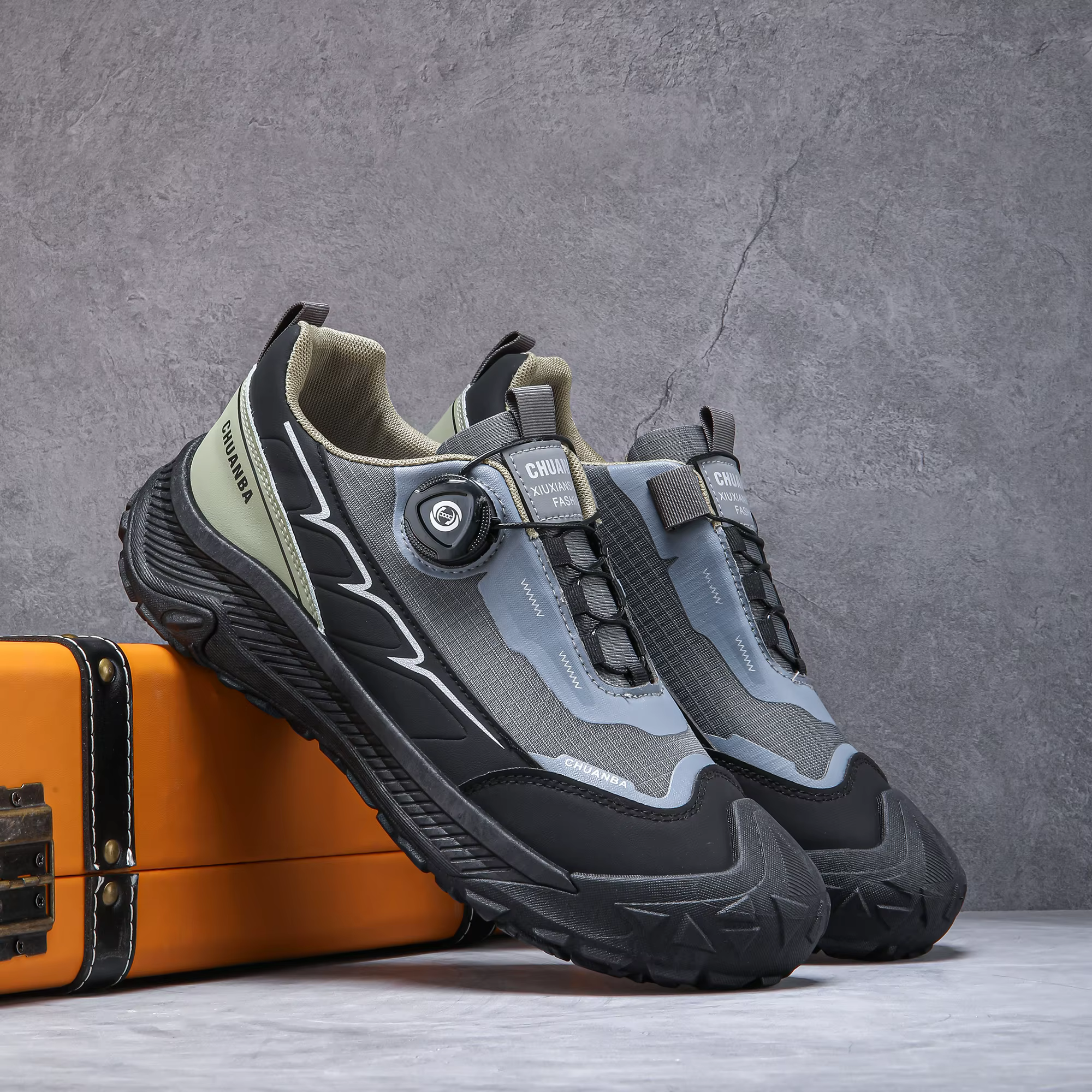 Chaussures de randonnée basses pour hommes, chaussures de sport d'extérieur, respirantes, antidérapantes, résistantes à l'usure, chaussures de randonnée à boucle rotative