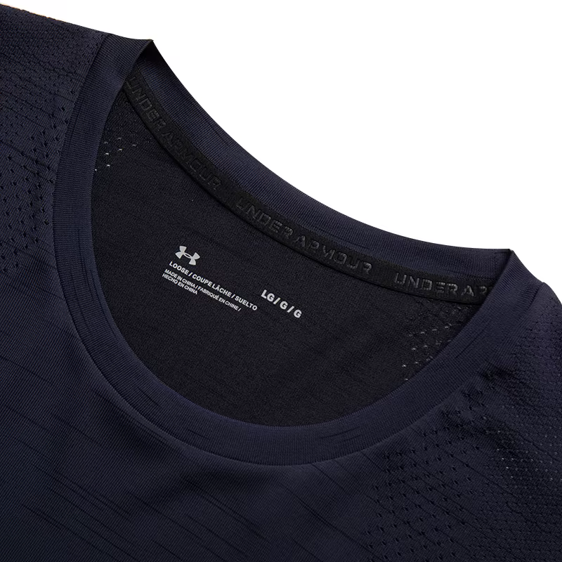 T-shirts Underarmour pour hommes et femmes