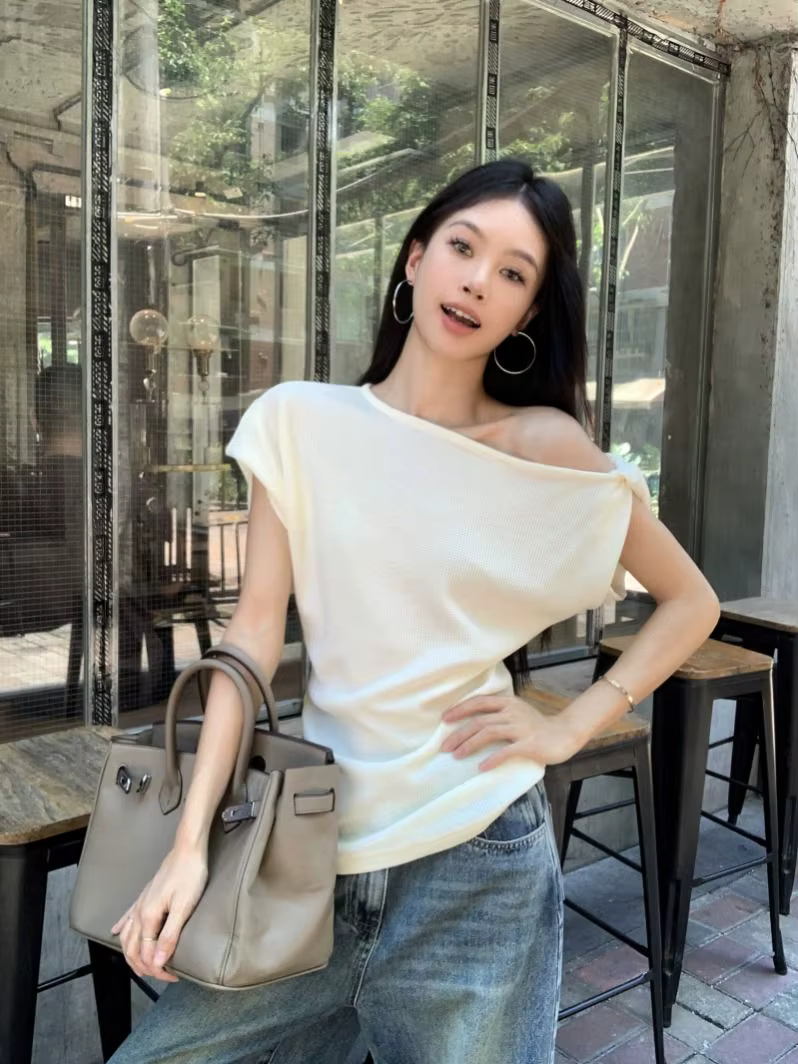 Gaufre épaules dénudées à manches courtes t-shirt femmes élégant jeunesse haut d'été coréen Chic vacances dame