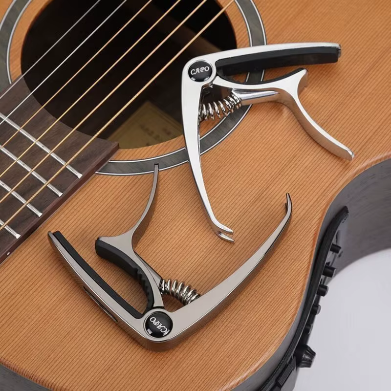 Capodastre de guitare en métal