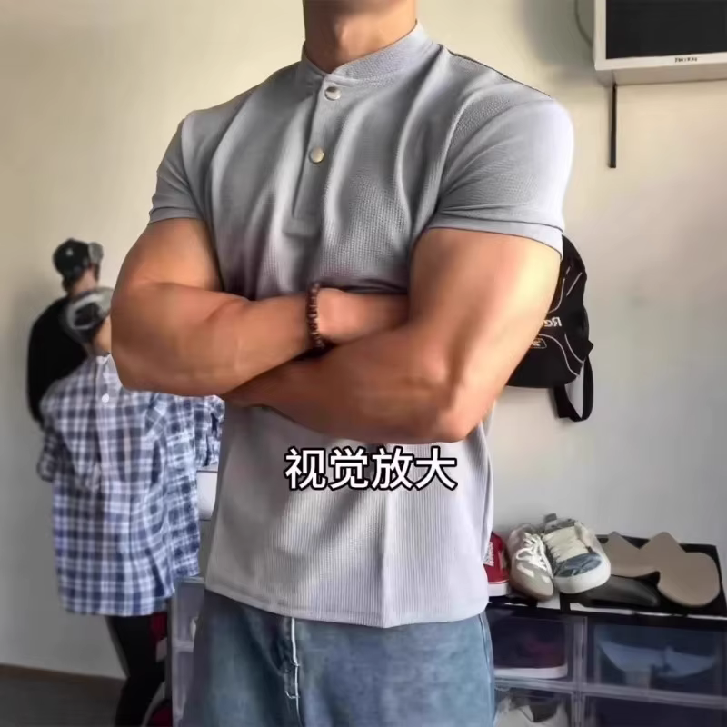 T-shirts à col Henry pour hommes