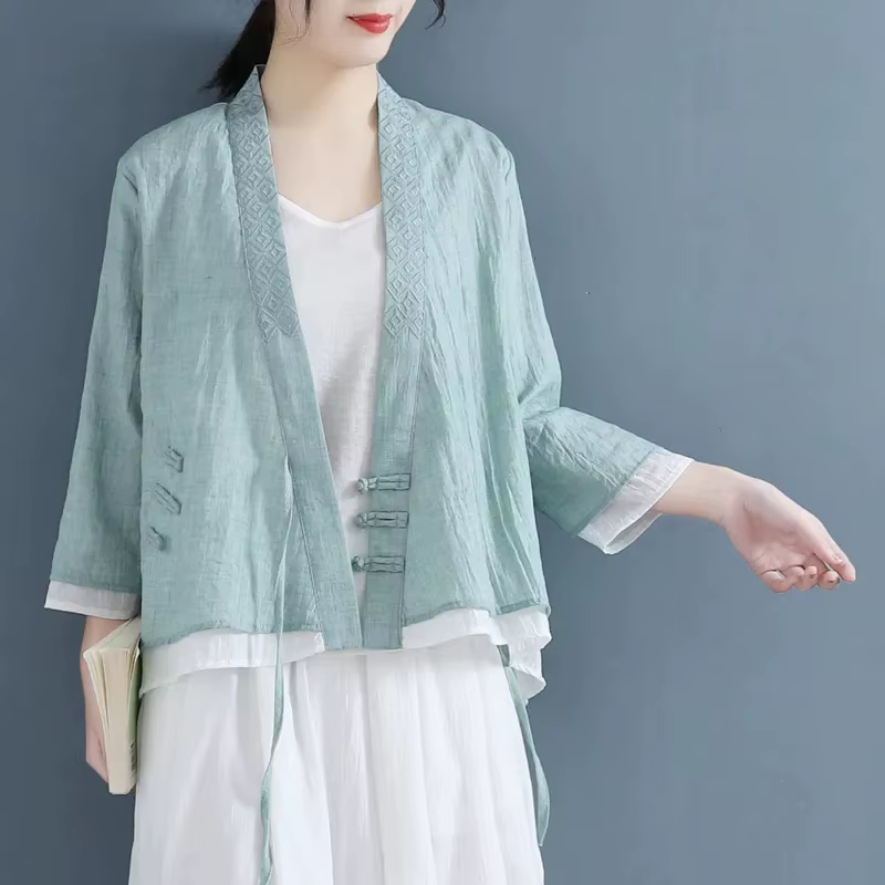 Chemise en dentelle à col en V pour femmes