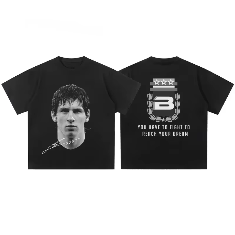 T-shirts imprimés avec les portraits des superstars du football Cristiano Ronaldo