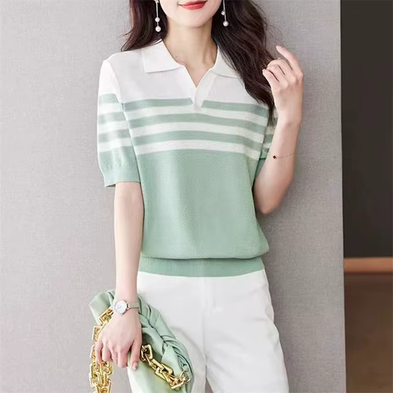 T-shirt à col polo pour femme