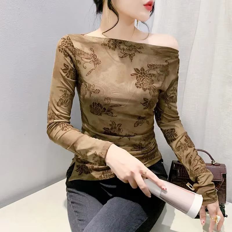 T-shirt à manches longues et col une ligne pour femme