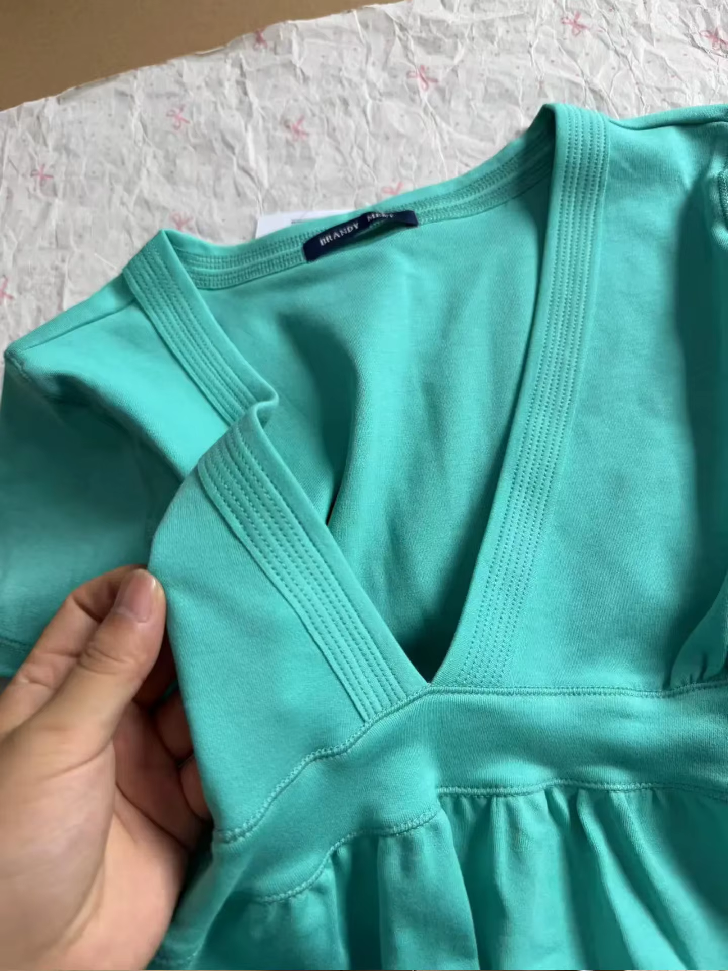T-shirts vert à ourlet brut pour femme