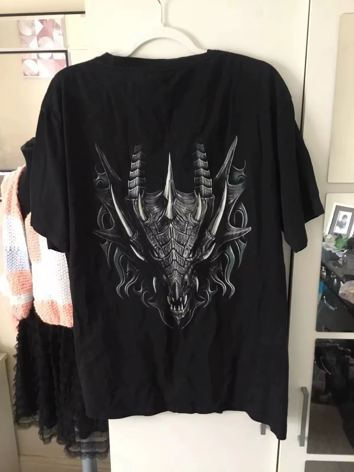 Années 90 Vintage Surdimensionné Assistant Mystique Graphique Imprimé T-shirt Streetwear Unisexe Mode