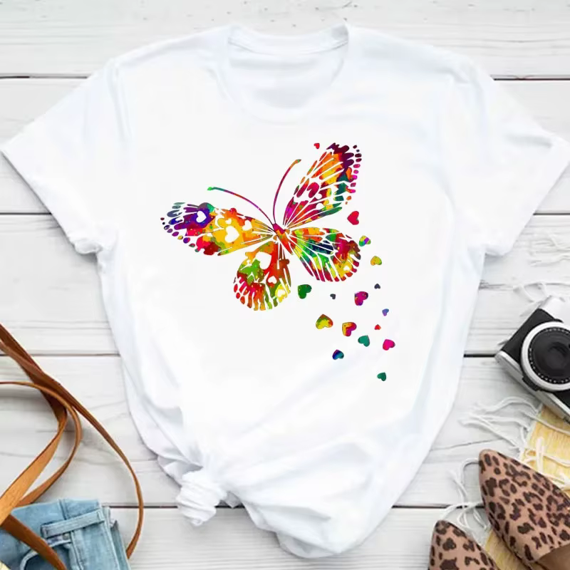 T-Shirt imprimé de pétales de papillon colorés pour femmes