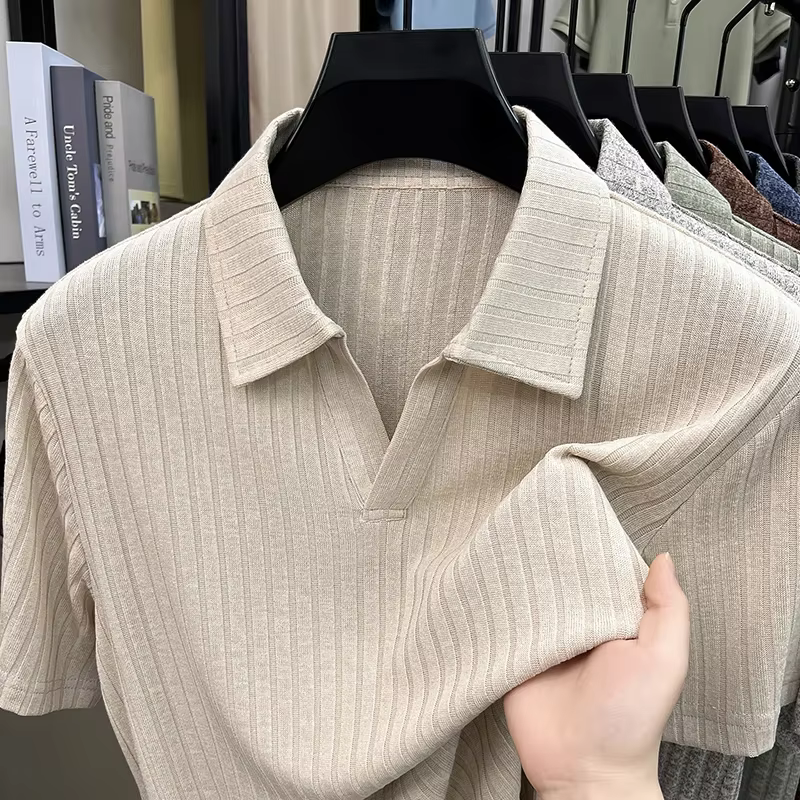 Polo en tricot à col en V pour homme