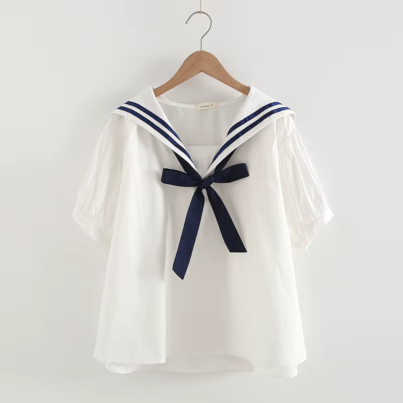 Pull bleu marine à manches courtes pour femmes